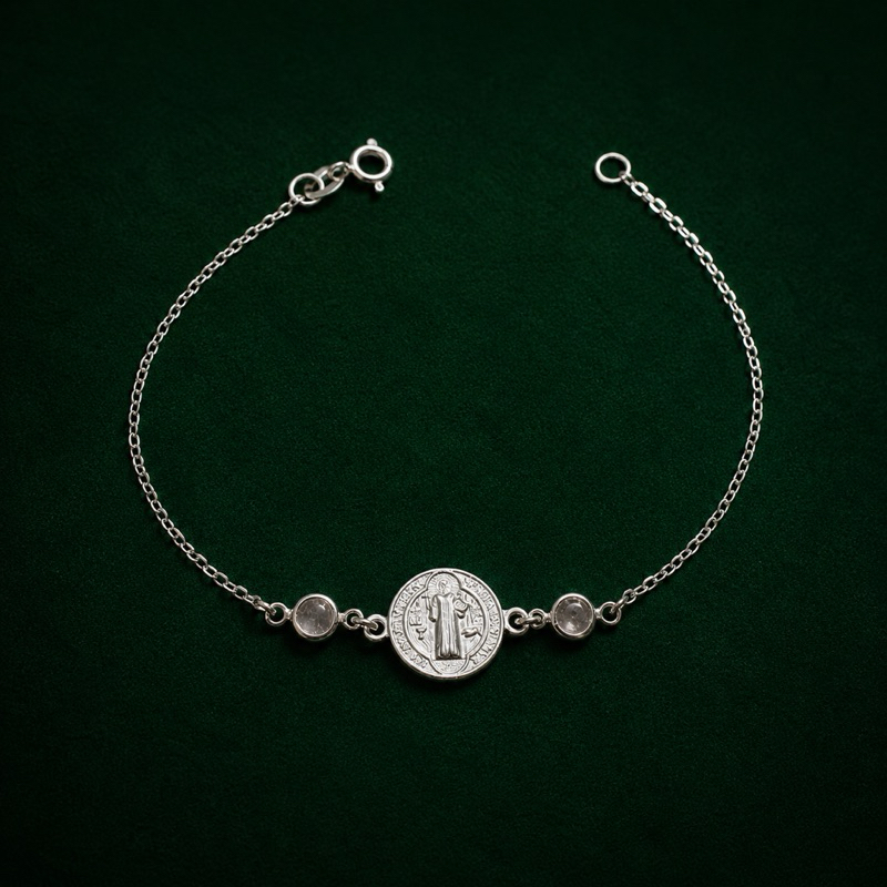 Pulseira Prata 925 Medalha São Bento Delicada e Sofisticada