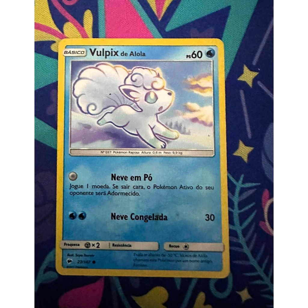 Carta Vulpix de Alola Coleção Sombras Ardentes Pokemon TCG