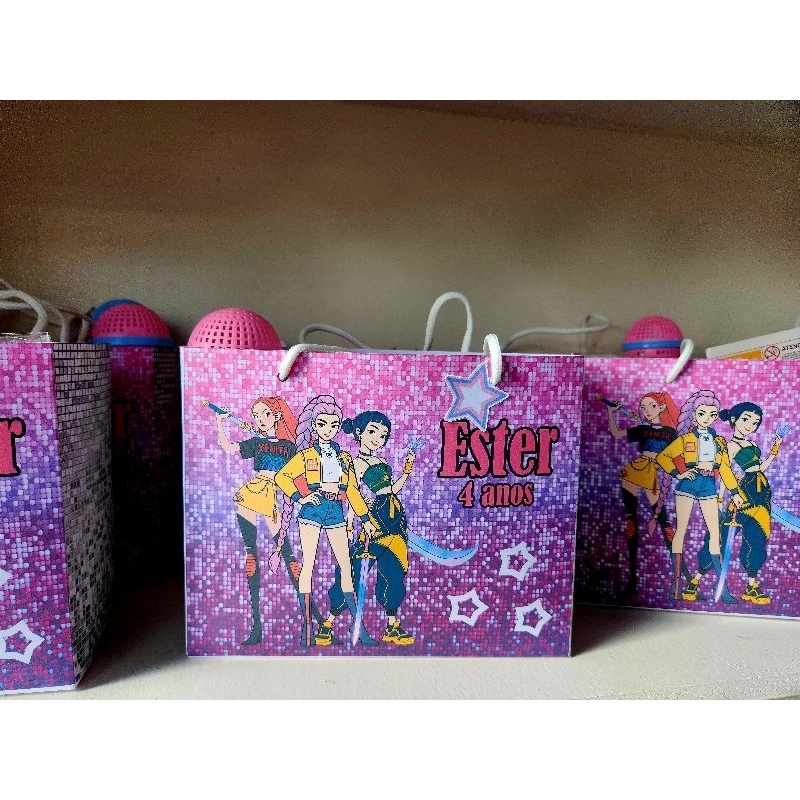 Sacolinhas personalizadas Guerreiras kpop/lembrancinhas de aniversário/festas infantis.