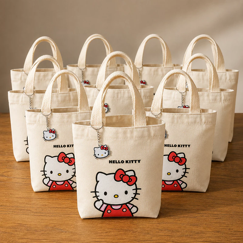 Kit 10 Bolsinhas Lembrancinha 15x20 Ecobag Hello Kitty Com Chaveiro Aniversário Festa Lançamento