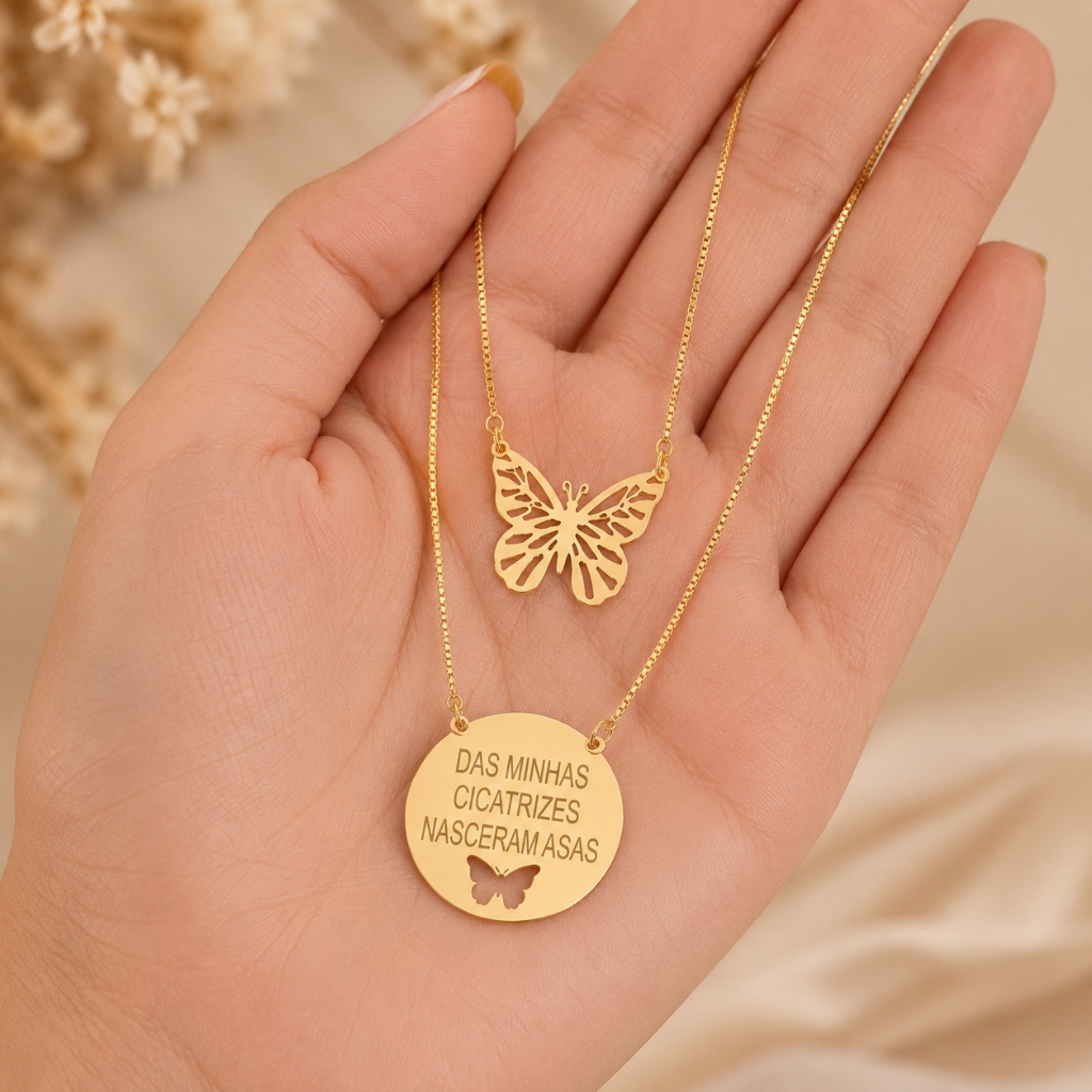 Colar Escapulário Borboleta Feminino Medalha Frase Das Minhas Cicatrizes Nasceram Asas — imagem 2 de 2