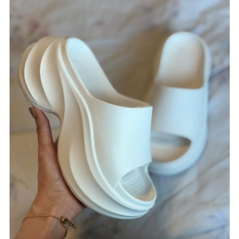 TAMANCO NUVEM CHINELO SLIDE FEMININO PLATAFORMA NUVEM LEVE MACIO CONFORTÁVEL CASUAL ANTIDERRAPANTE