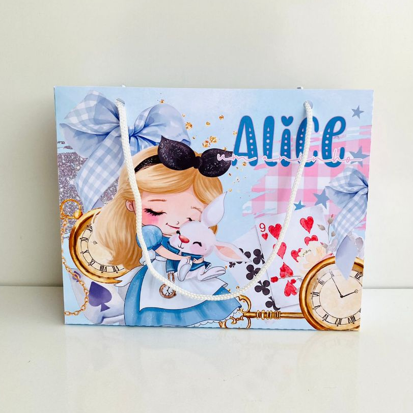 Kit Sacolinha Personalizada Pegue e monte tema Alice no Pais das Maravilhas Festa Infantil Lembrancinha Aniversário