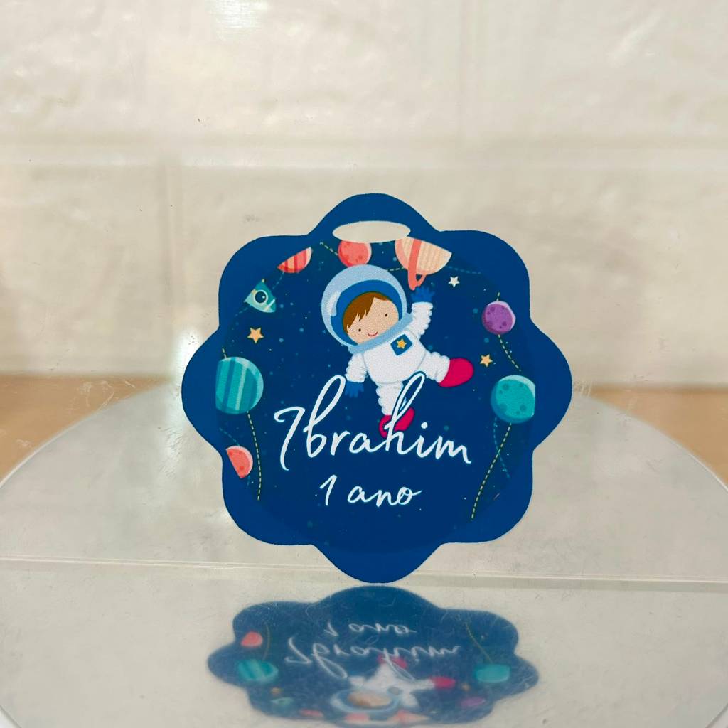 Lembrancinha Personalizada Tag com Furo Astronauta Menino
