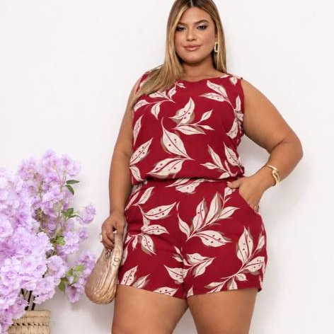 conjunto feminino plus size short forrado e blusa regata decote V estampado