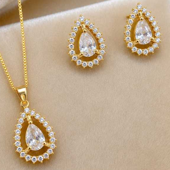 Conjunto Gota Imperial com Zircônias Cravejadas Banhado a Ouro 18K