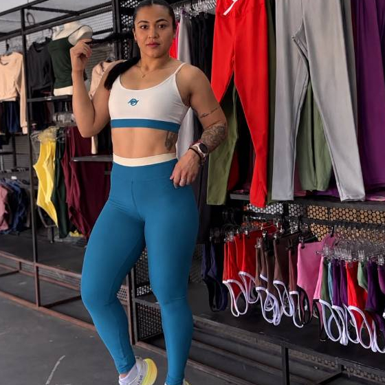 Conjunto Fitness Feminino Canelado Poliamida Sem Transparência Academia Legging Cintura Alta Top