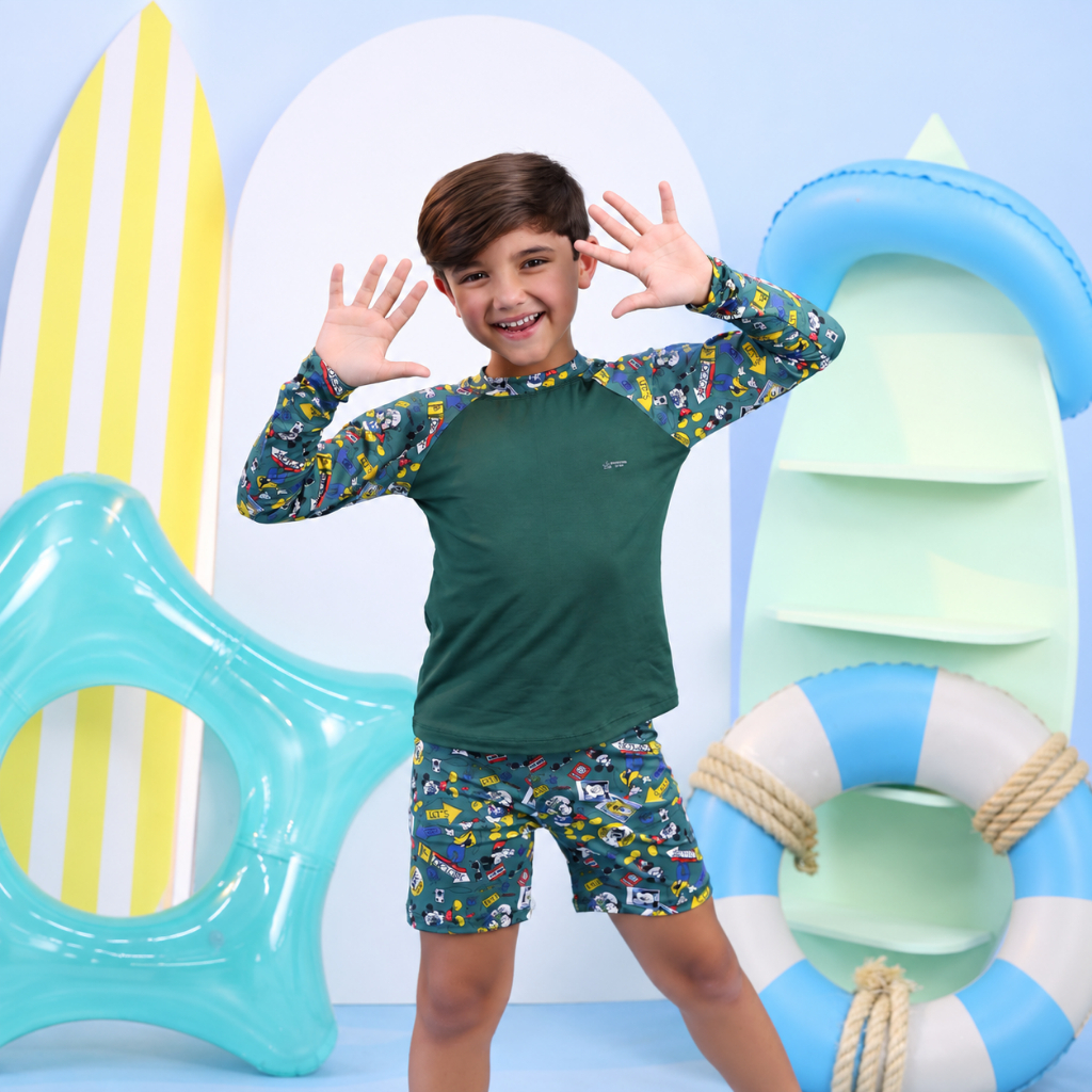 Conjunto UV Infantil Menino Blusa Proteção Solar Manga Longa + Short Roupa de Piscina Praia Estampado
