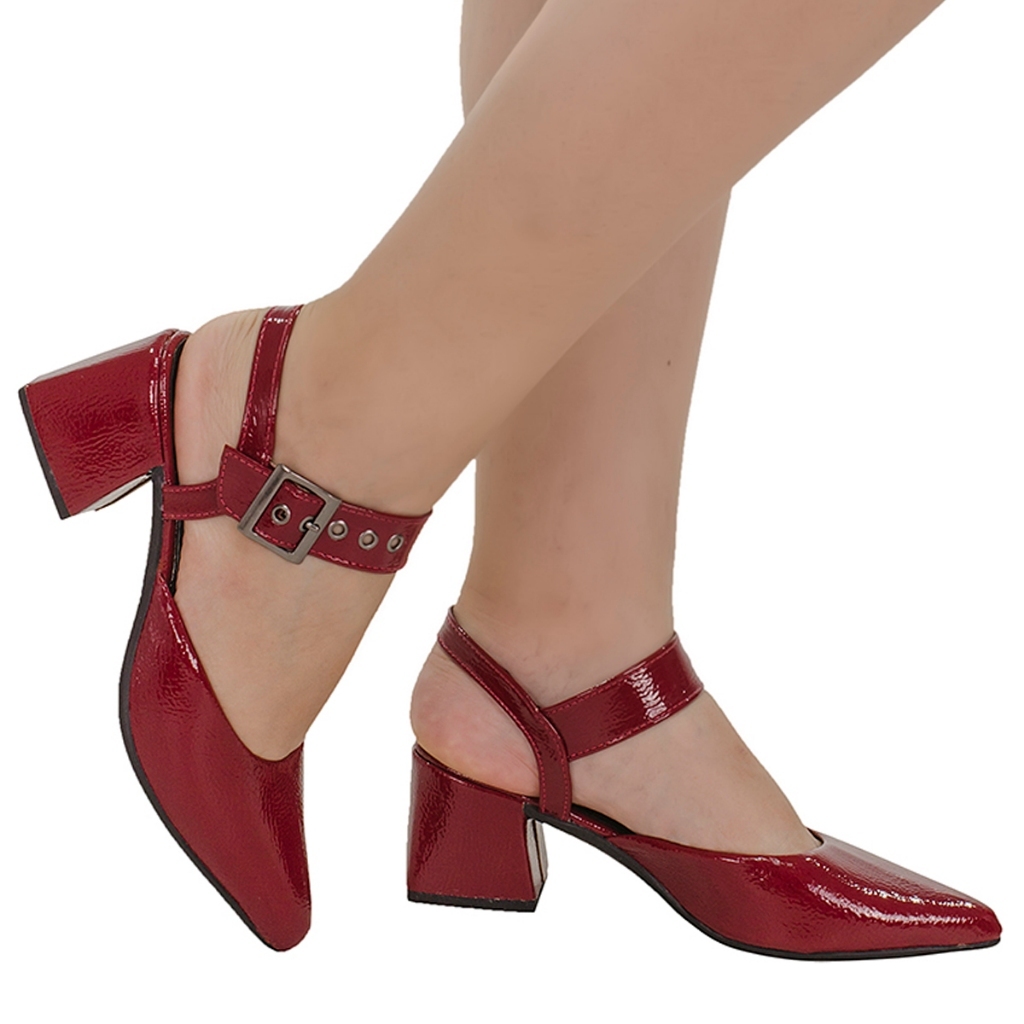 Sapato Social Verniz Feminino Naty Shoes Scarpin Bico Fino Salto Bloco Médio Confortável com Fivela