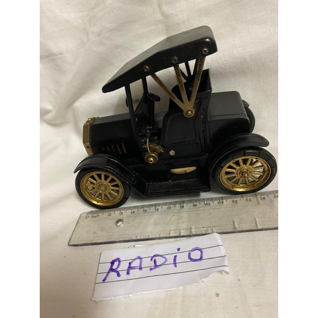 calhambeque 1917 ford model T - radio AM novelty transistor metal made in japan bateria 9v funciona antigo vintage