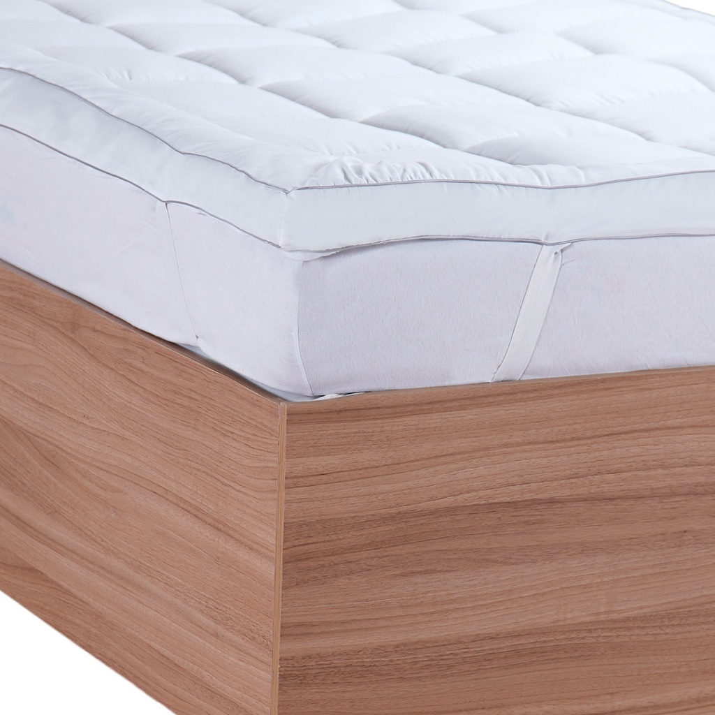 Pillow Top Tessi 7cm Toque de Plumas Extra Macio Antiácaro Lavável 1000g/m²