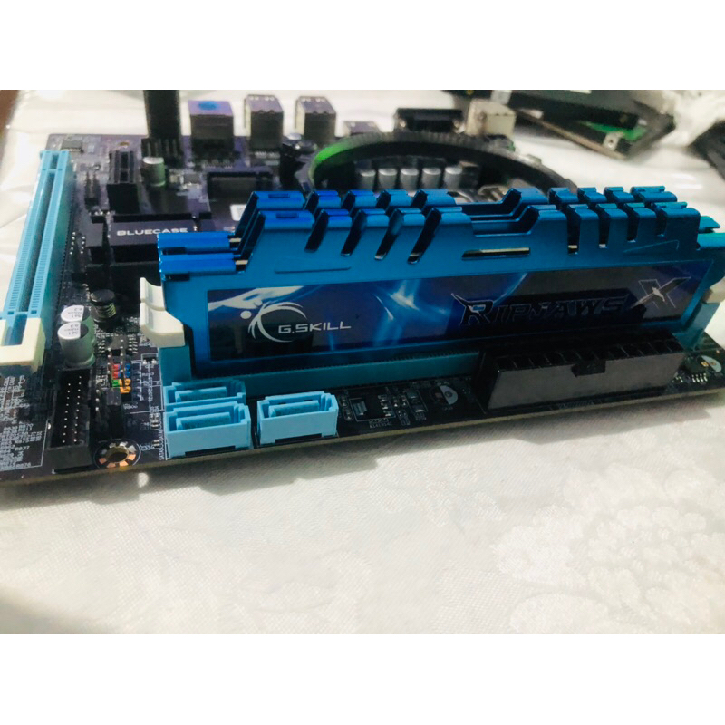 kit processador i7,placa mãe e 16 giga de memória ram