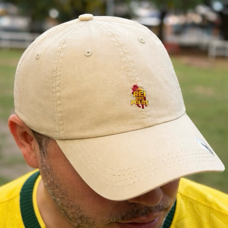 Boné Baseibol com Aba Curva Pespontada Fecho Regulável Strapback Raso Masculino e Feminino