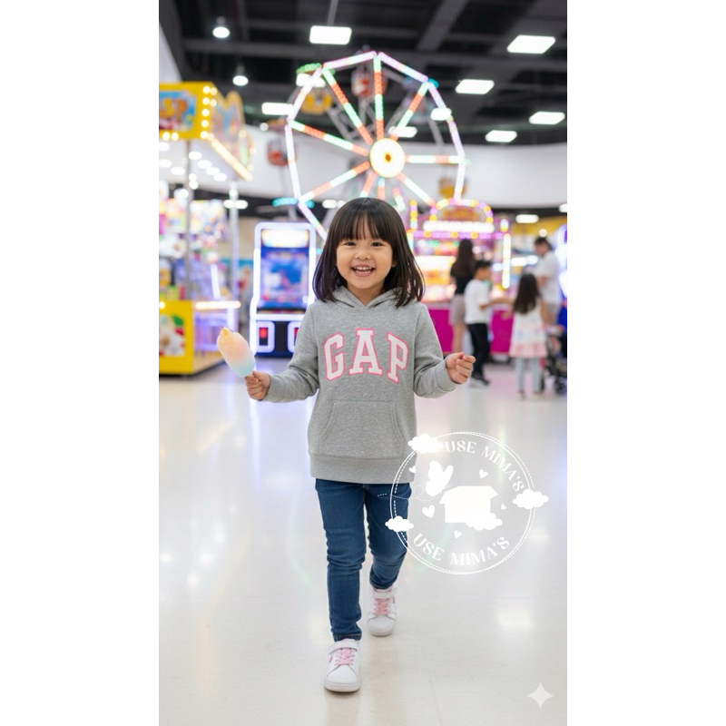 Blusa de Moletom GAP Original Kids Canguru Cinza com Capuz| Logo Rosa Bordado | Flanelada