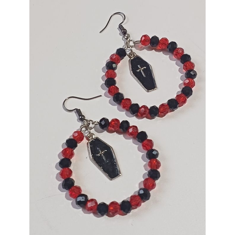 Brinco Argola Pomba Gira Exu Proteção Espiritual Preto Vermelho Pingente Caixão Artesanal