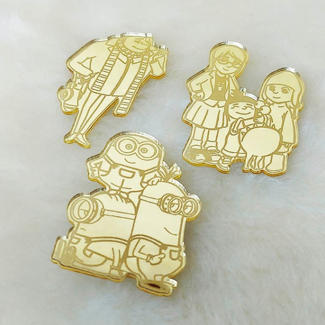 Kit 10-20 ou 30 Aplique acrilico Minions Espelhado acrilico dourado meu malvado favorito FAST-24HR
