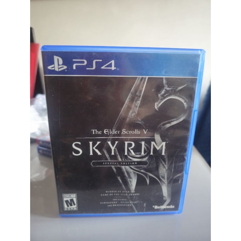 Leia o anúncio por gentileza Jogo para PS4/PS5 Usado Mídia física Skyrim Special Editon Em Ingles