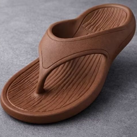 CHINELO BEACH TENNIS ANATOMICO ANTIADERENTE CONFORTAVEL ORTOPEDICO VARIAS CORES PISANDO NAS NUVENS