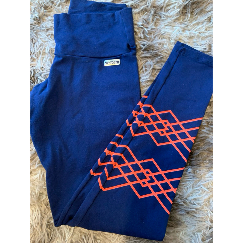 Calça feminina Leg de Ginástica Academia marca Vestem Brechó
