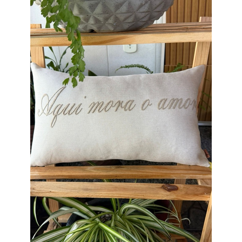 Capa de Almofada Decorativa Frases Elegantes - Luxo!