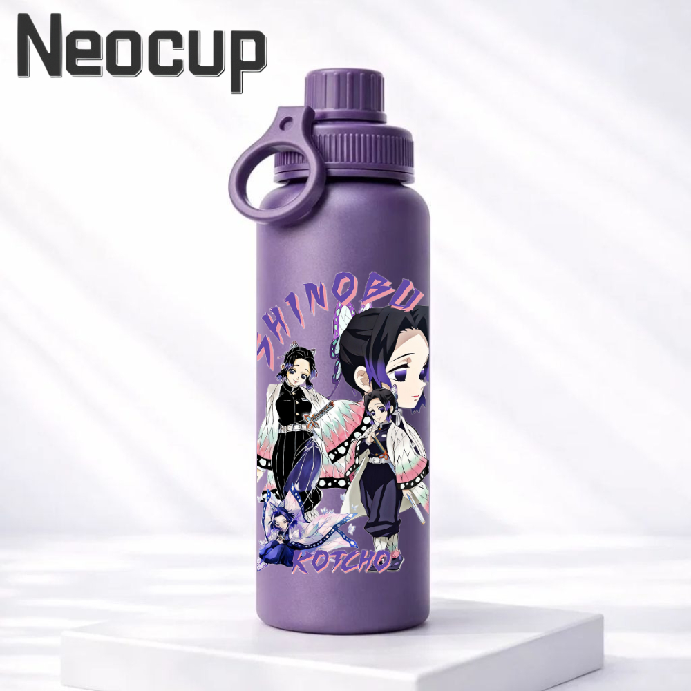 Garrafa Térmica aço inoxidável Anime Kimetsu no Yaiba Kochou Shinobu Com Alça e com tampa 600ml