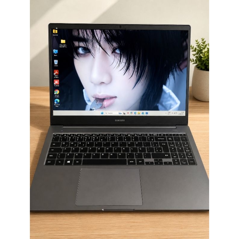 Notebook Samsung Book Intel Core i3 11ª geração HD 1TB 4GB RAM