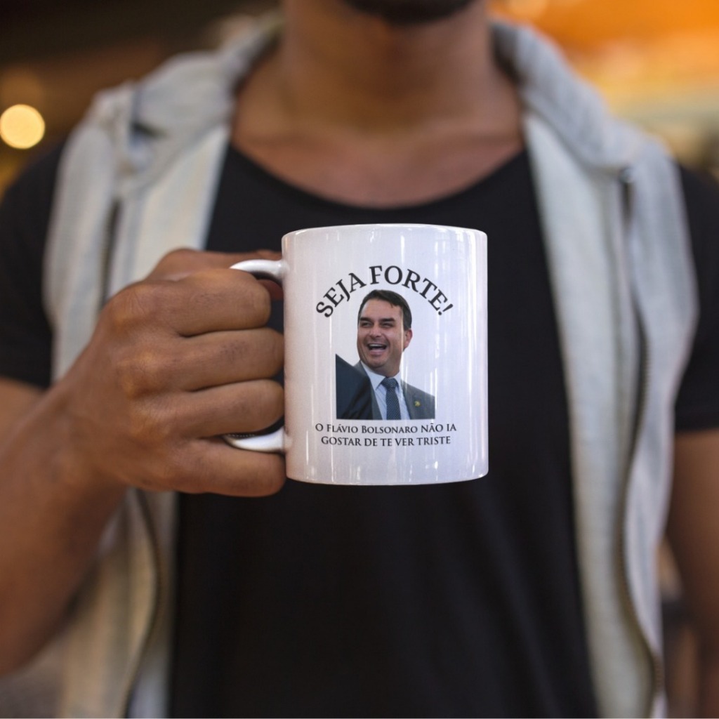 Caneca Seja forte -  Flávio Bolsonaro