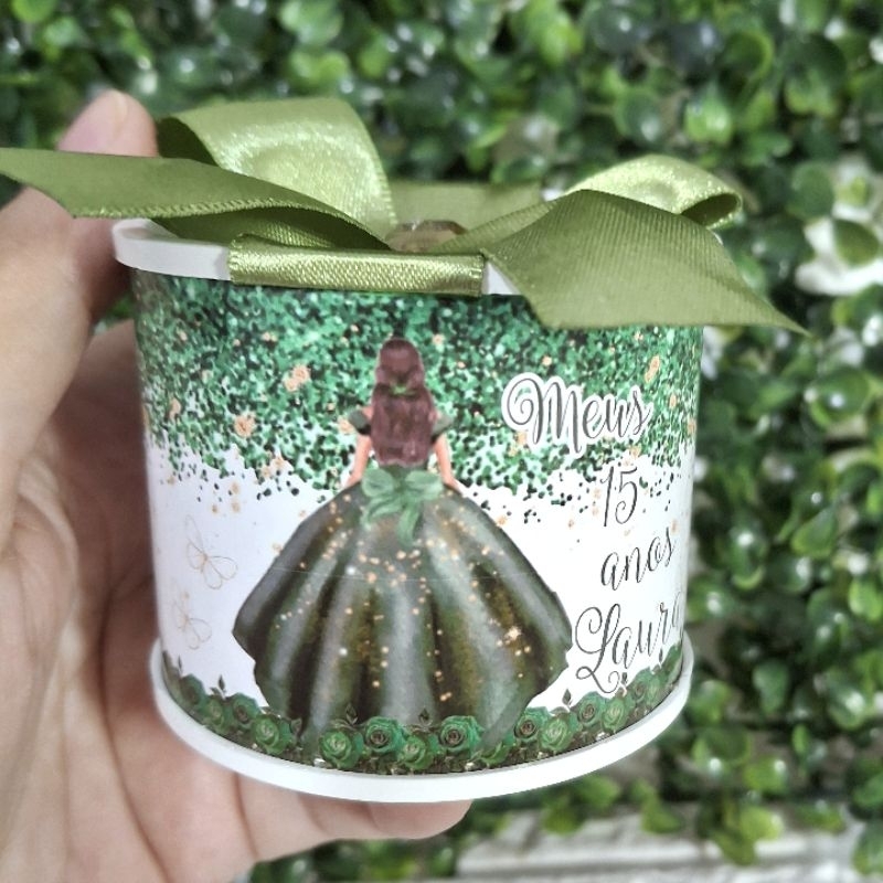 Kit Mini Tubolata Personalizada, Debutante Verde, Lembrancinha Festa de Aniversário.  Tamanho 5x6 cm