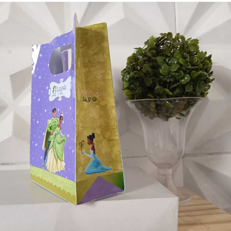 Sacolinha M Personalizada Tiana A Princesa e o Sapo Festa Aniversário Infantil Lembrancinha Menina