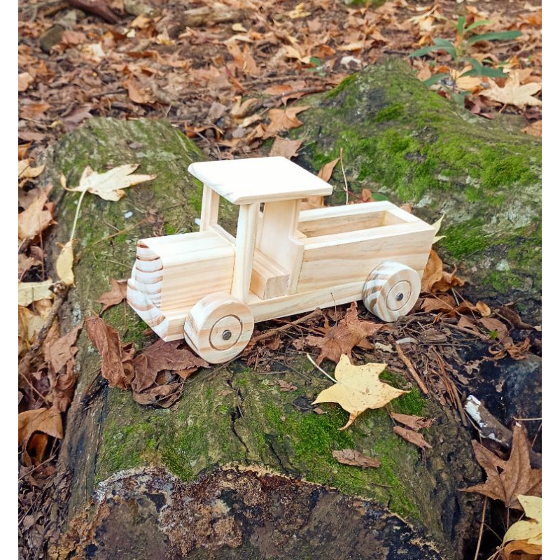 Trator Tobata de Madeira Carrinho de Madeira Decoração infantil Presente Sustentável