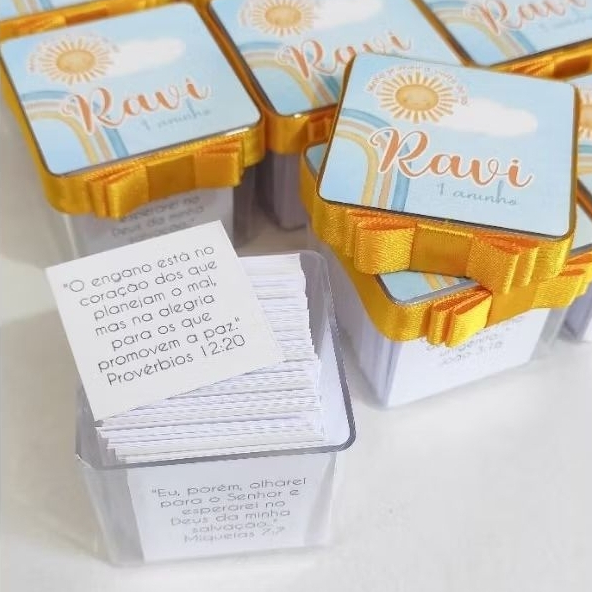 Lembrancinha Cristã Personalizada 175 Versículos Bíblicos Caixinha Acrílica Festa Infantil 1 Ano