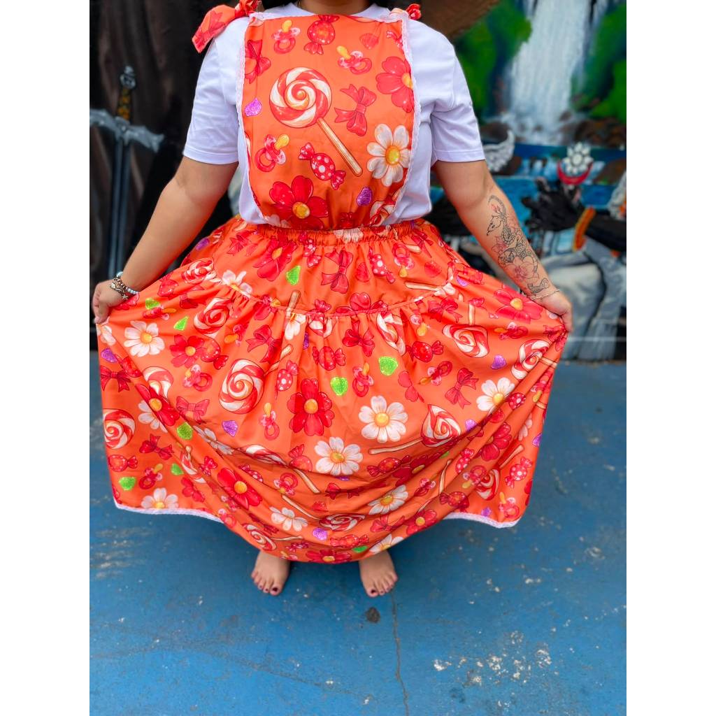 Jardineira de Erê Laranja com Doces