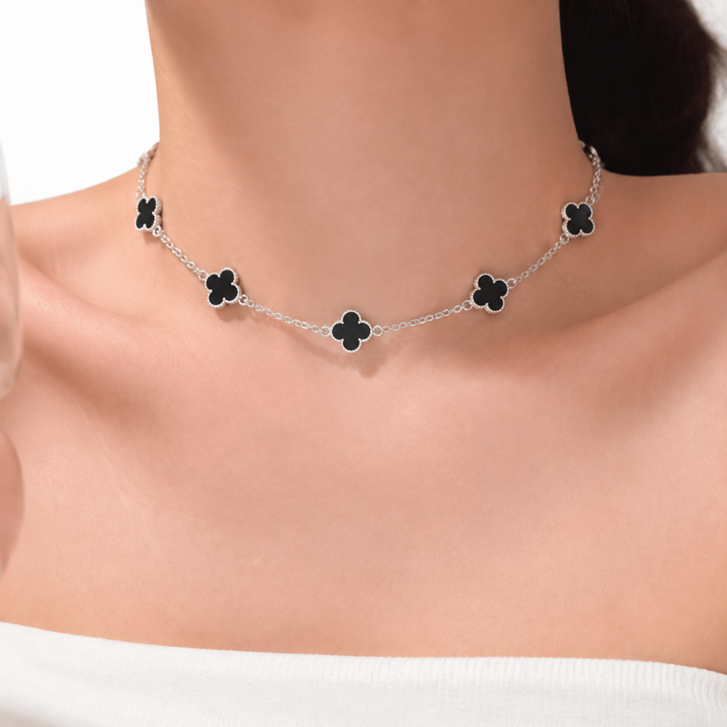 Colar Moderno de Trevo de Quatro Folhas, Joia Feminina Simples e Luxuosa Joia feminina requintada Ideal para Presente