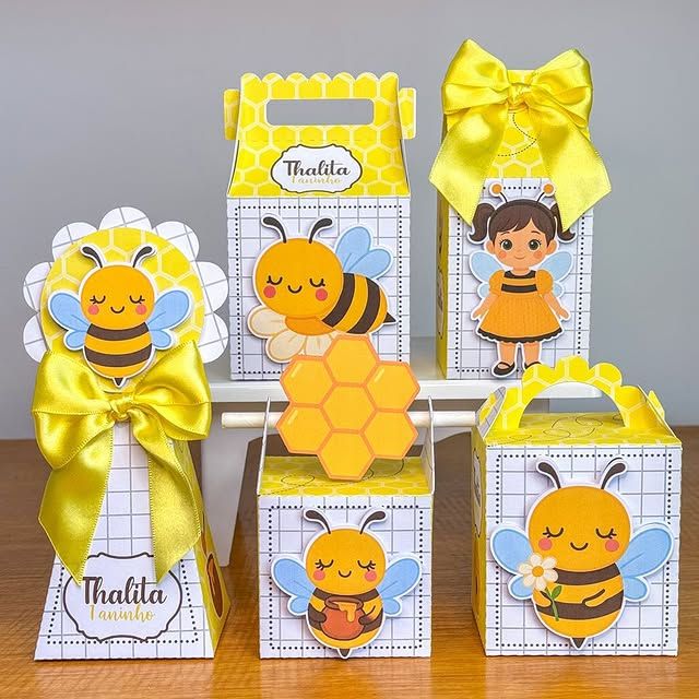 KIT PEGUE E MONTE ABELHINHA LEMBRANCINHA ANIVERSARIO CAIXINHAS PERSONALIZADOS