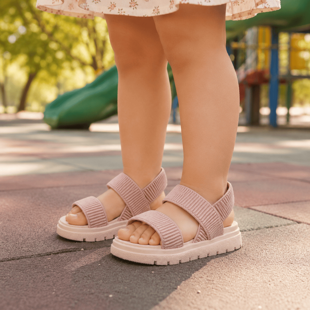 Sandália Infantil e de Bebê Menina Confortável Macia Antiderrapante com Tiras em Elástico Versátil e Estilosa