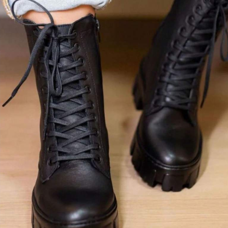 Bota Coturno Feminino Tratorado Legítimo com Zíper Lateral Blogueira Estilo Urbano Fashion