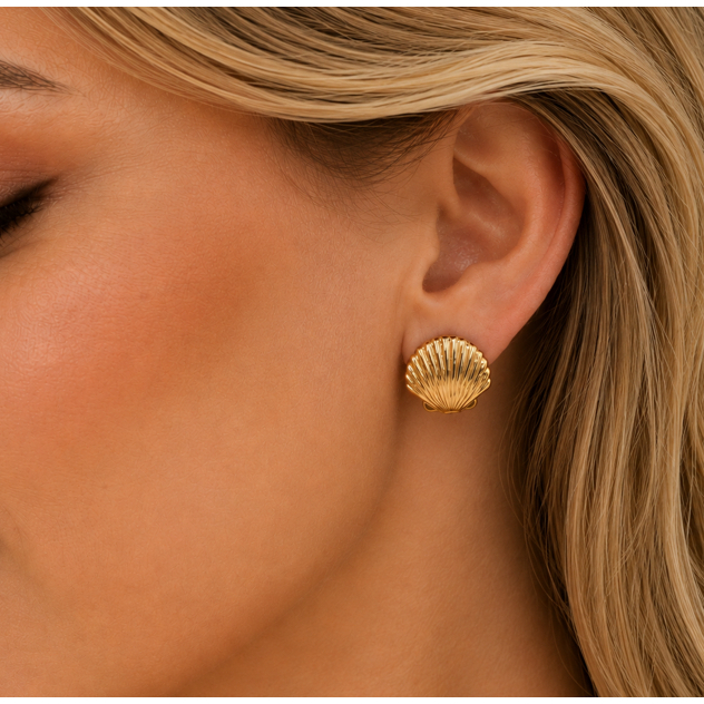 Brinco Feminino Folhado Concha Dourada Aço Inoxidavel Antialérgico Leque Dourado Não Escurece