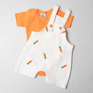 Conjunto Jardineira Romper e body bebê menina Páscoa em Oferta na Shopee