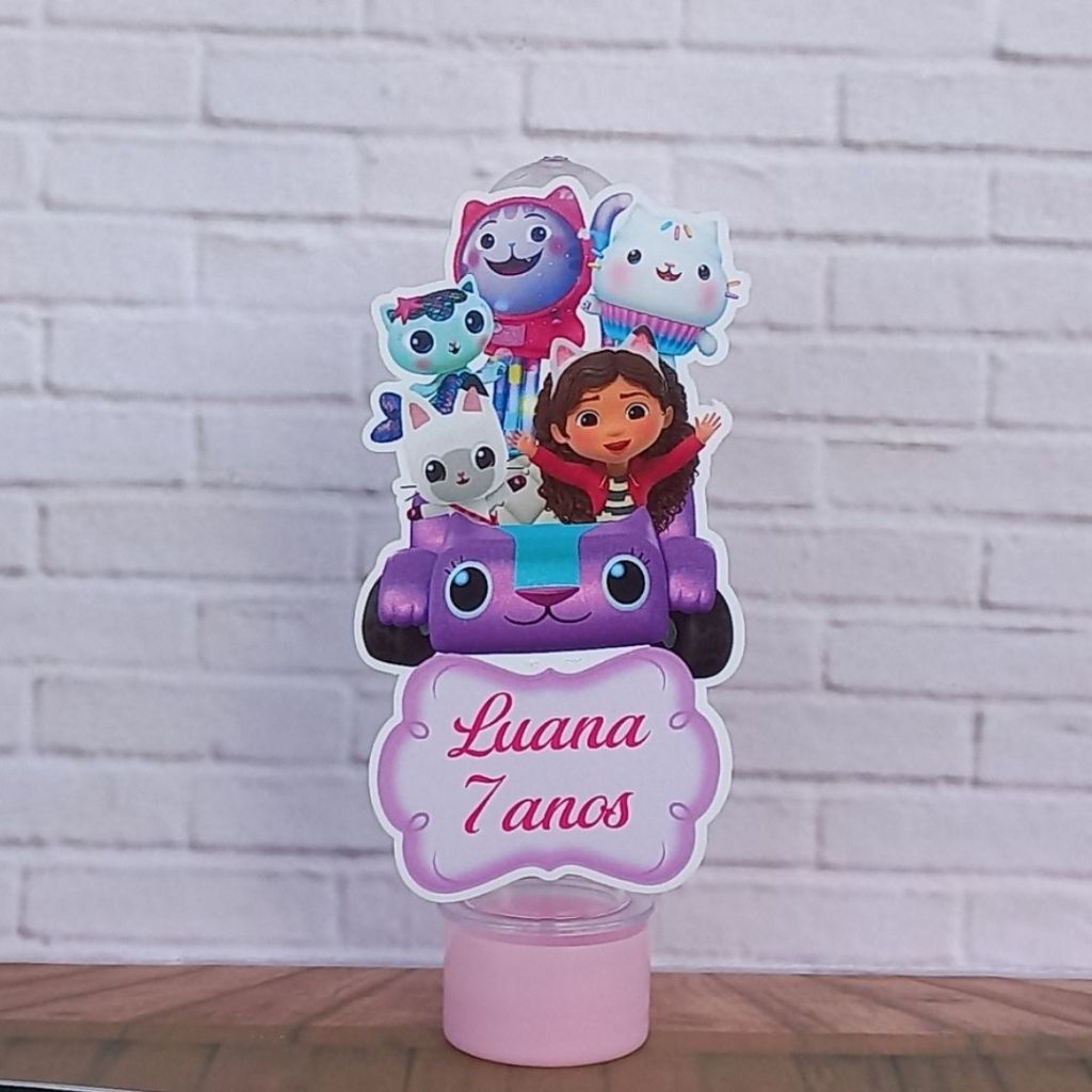 Kit Aplique 3D para Tubete - Emilly vick - Personalizado - Lembrancinha Aniversário Infantil/ Decoração - A CASA DA GABY