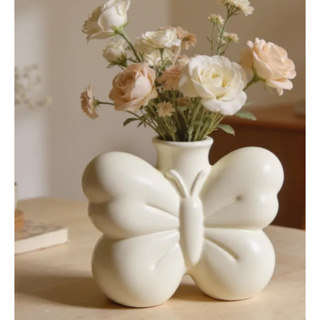Vaso pequeno Borboleta 12x4x10 cm,plástico resistente– Elegância e Delicadeza para sua Decoração 🦋🌸 em Oferta na Shopee