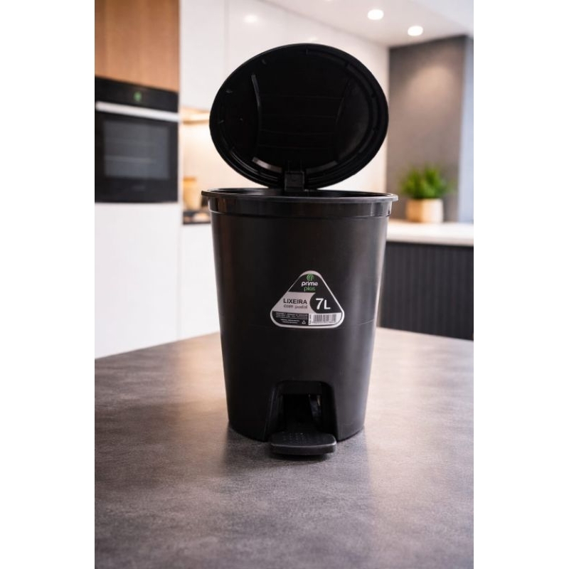 Lixeira Redonda com pedal 7 Litros elegante moderna