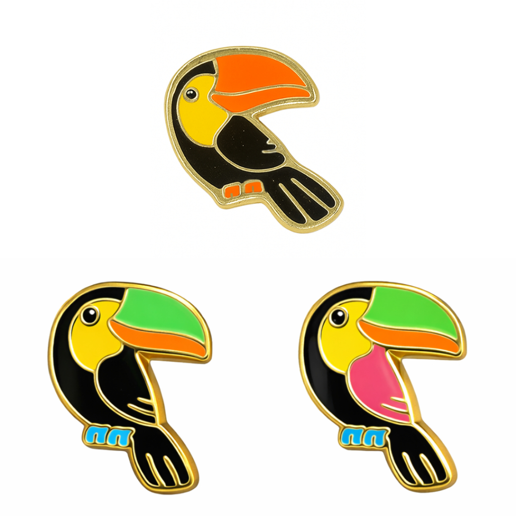 Par de Pingentes de Tucano para Chinelo de Metal Resistente Em Banho Dourado