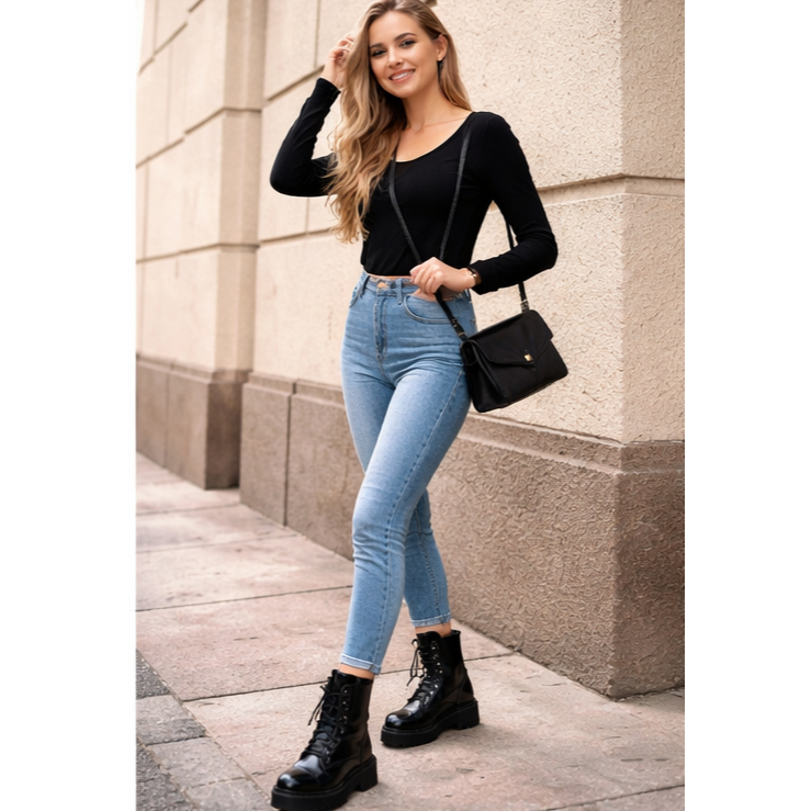 Botinha Cano Médio Bota Feminina Casual Coturno Saldo Baixo Preta Verniz Promoção Inverno Moda Confortável Tratorada Lev