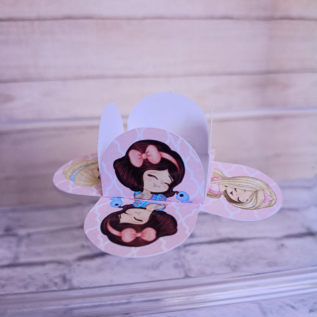 Forminhas para Doces Brigadeiro 4 Pétalas PRINCESAS CUTE - Festa Aniversário PRINCESAS CUTE Personalizados