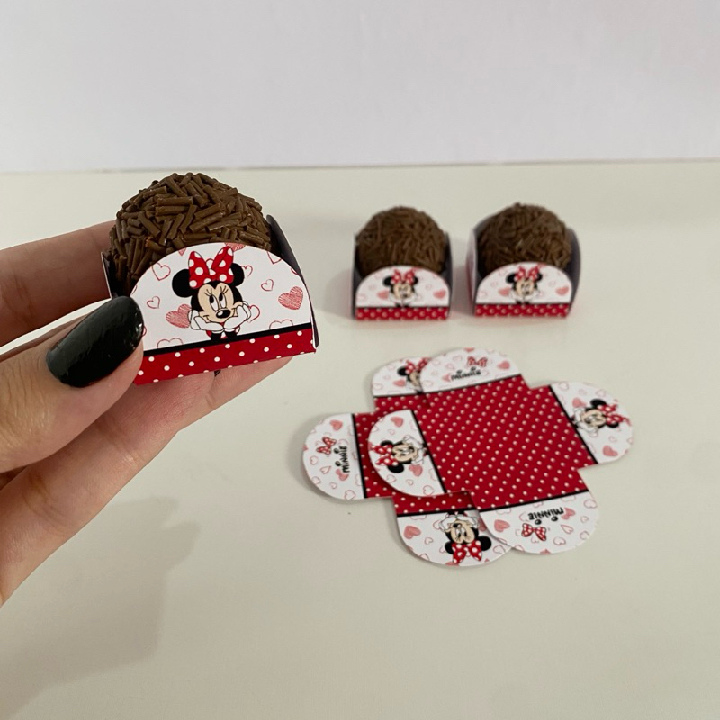 Forminha de Doce Minnie Vermelha Personalizada no Tema / Lembrancinha de Festa / Aniversário