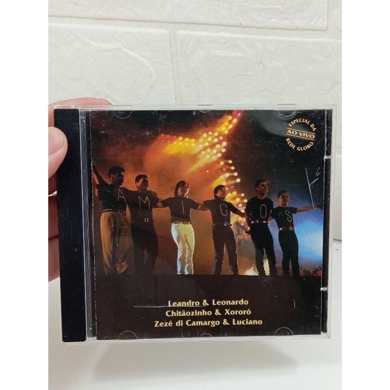 CD Leandro e Leonardo Chitãozinho e Xororó Zezé de Camargo e Luciano - Amigos - Original - Midia Impecável REF:CD31