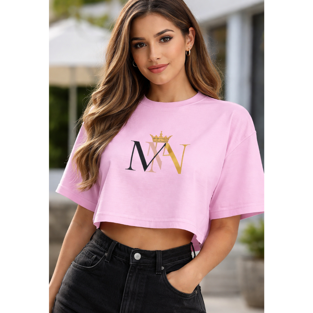 Cropped Oversized Feminino MN com Coroa Dourada- Blusa Moderna Estilosa e Confortável moda Atual.