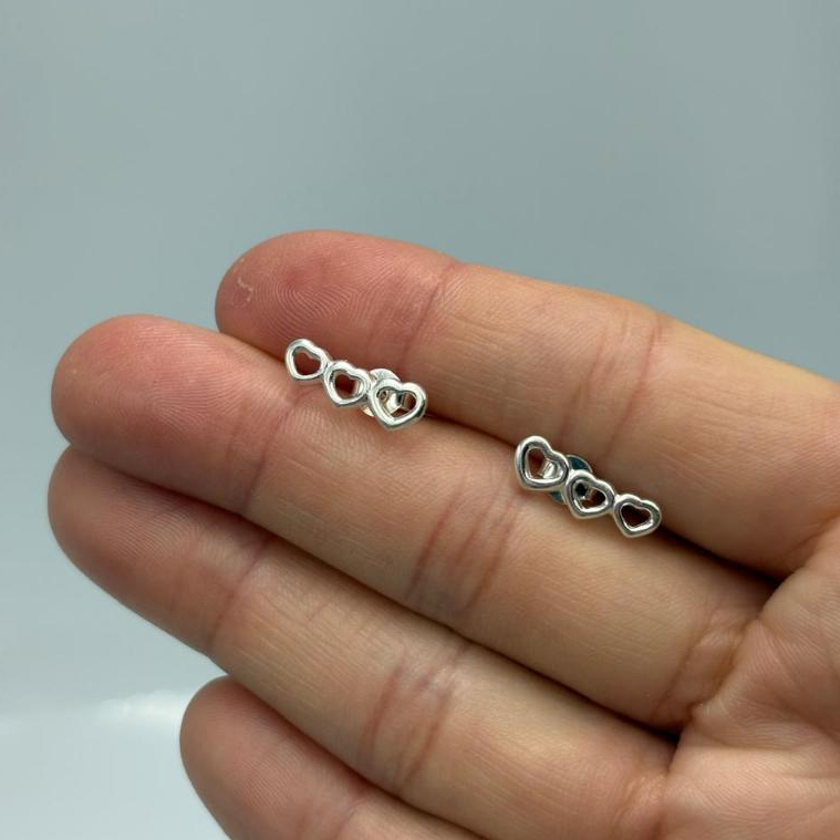 Brinco Feminino de Prata 925 Ear Cuff Coração Vazado · foto 2