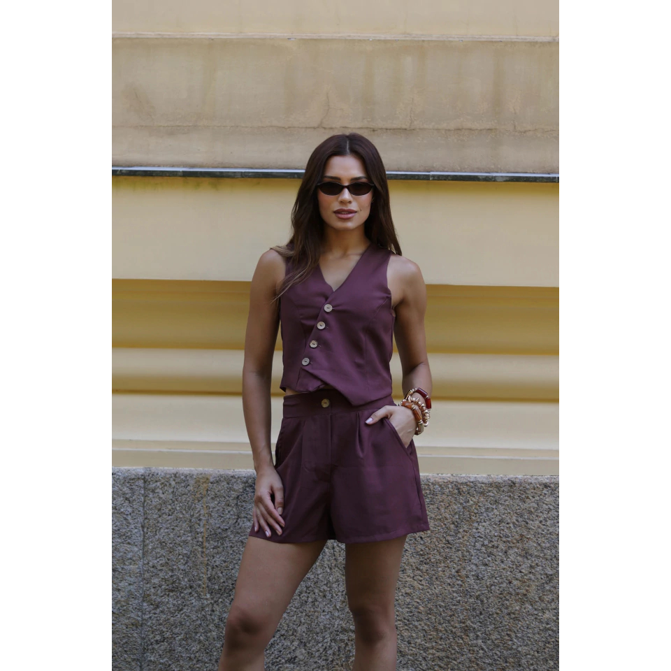 Conjunto Feminino Alfaiataria Leve Colete com Botões + Short Confortável Tendência Verão