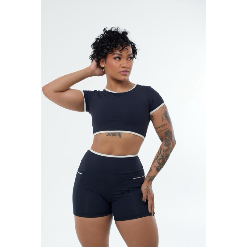 Conjunto Fitness Bicolor Short com Bolso Lateral Poliamida Zero Transparência